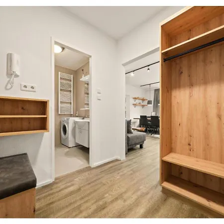 アパート Modern Premium In